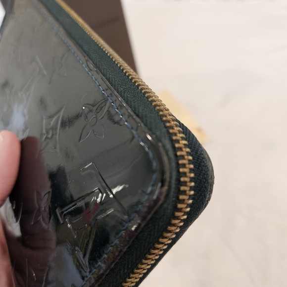 LOUIS VUITTON Vernis Zippy Long Wallet - Picture 5 of 15